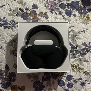 AirPods Max Midnight USB-C